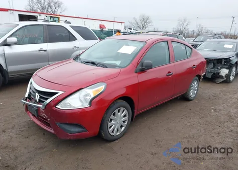 2015 Nissan Versa 1.6 S+ из США, поврежденный, VIN 3N1CN7AP8FL851951